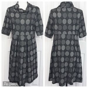 Robbie Bee Gray Polka Dot Knit Cowl Neck Short Sleeve Pleated Dress 12
